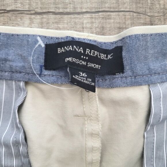 Banana Republic Emerson Shorts khaki - Picture 3 of 3